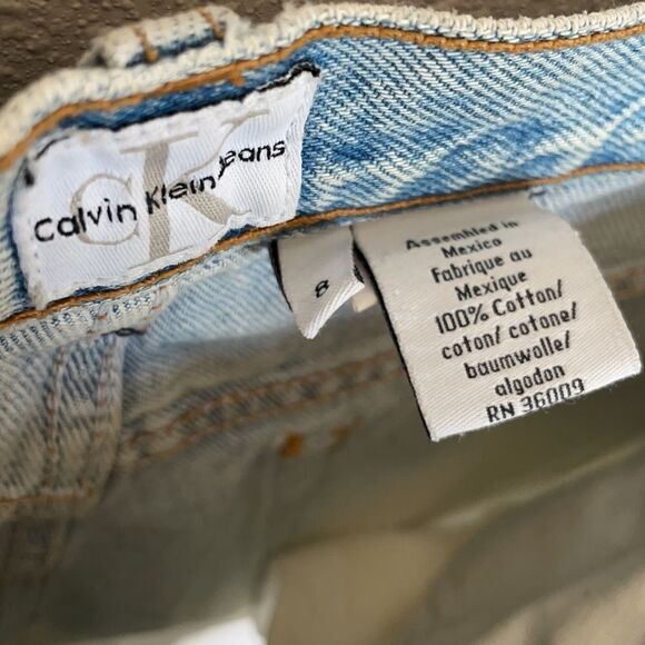 Calvin Klein Denim Shorts Size 8 - Picture 2 of 4
